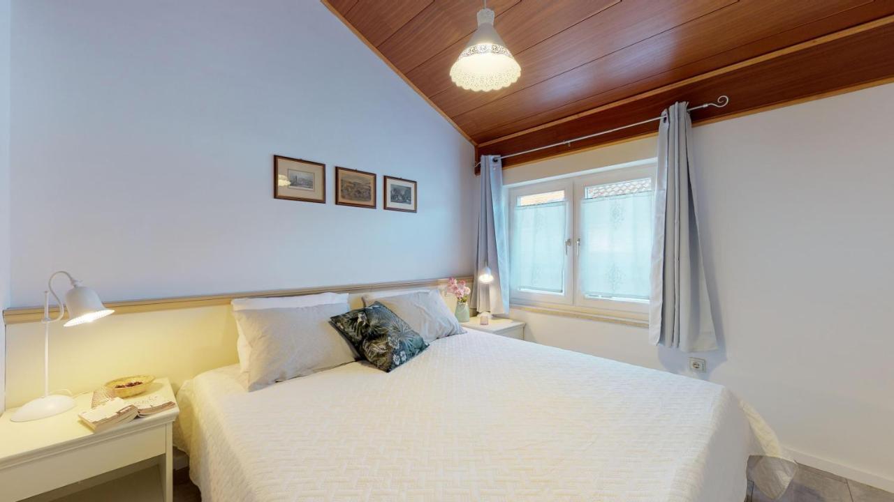 Lara Deluxe Superior 5 Star Apartment, Your Piece Of Heaven By The Sea & Park Novigrad Istria Eksteriør billede