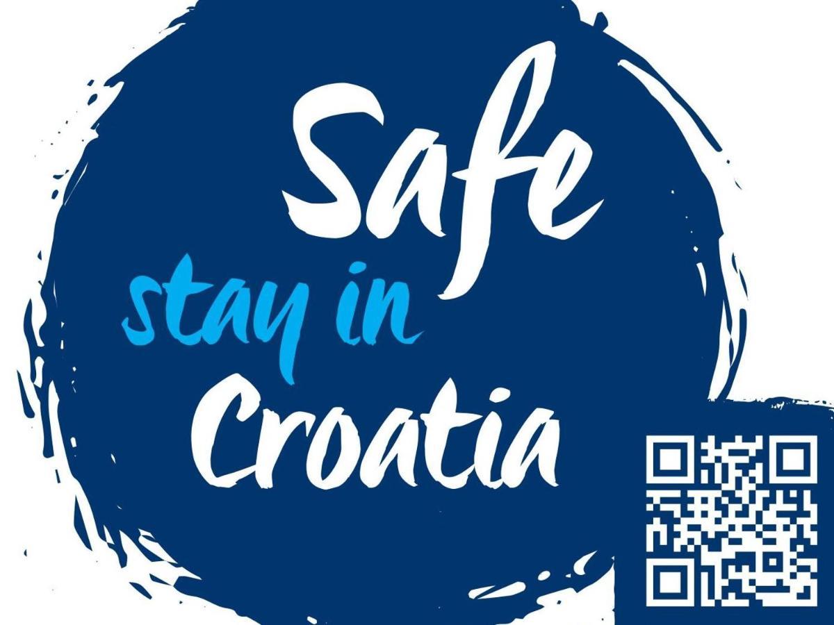 Lara Deluxe Superior 5 Star Apartment, Your Piece Of Heaven By The Sea & Park Novigrad Istria Eksteriør billede